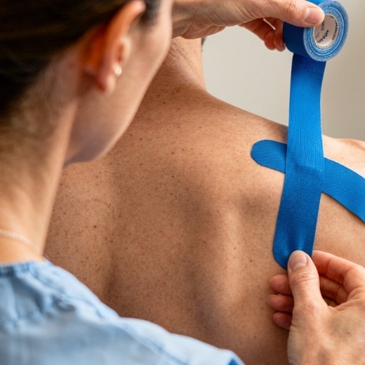 logo taping elastico